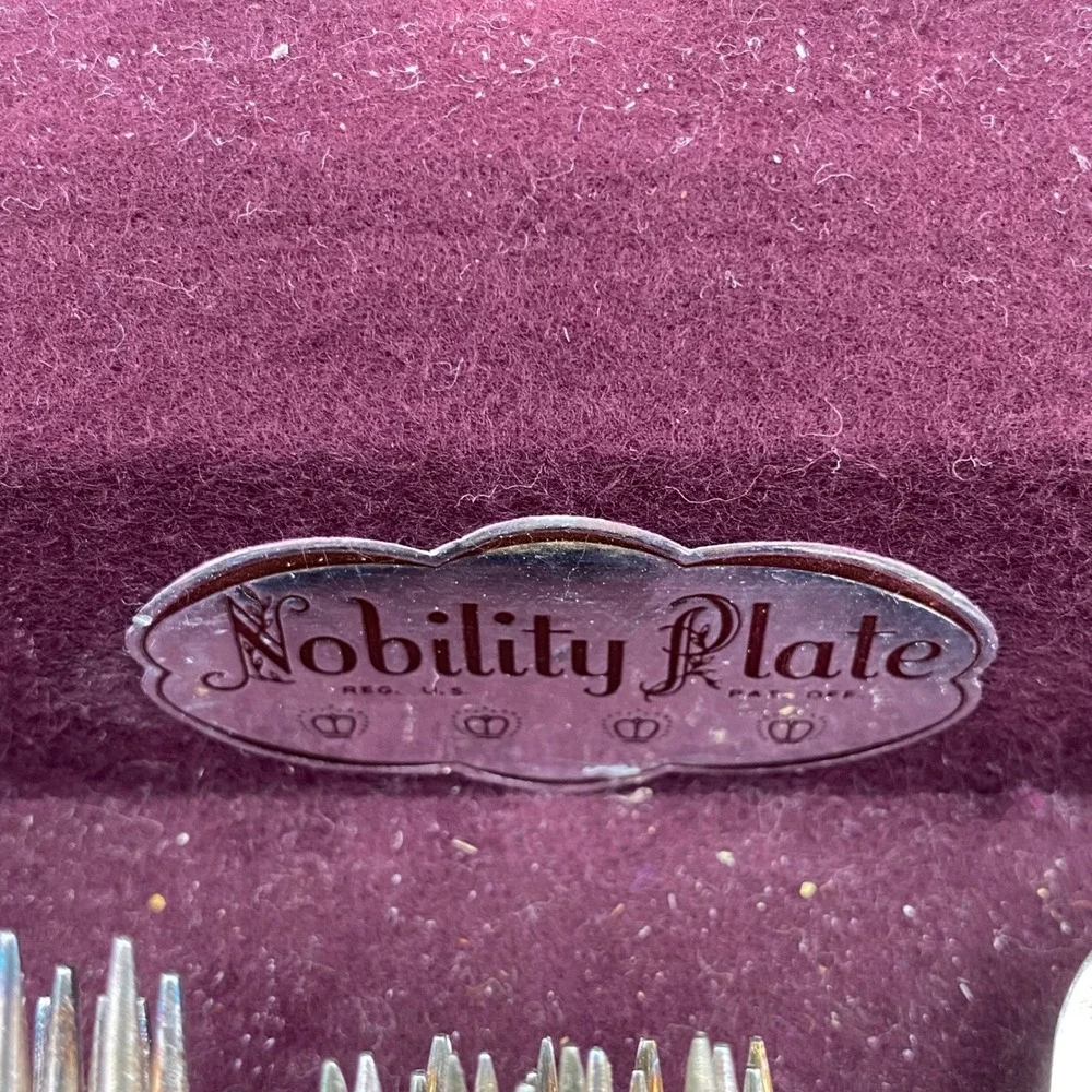 Nobility Plate Royal Wind Song Silver Plated Flatware Set 60+ Pc with Wood Chest